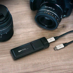 Your Ultimate & Easy Photography Backup Guide: Tips for iPhone and DSLR Users