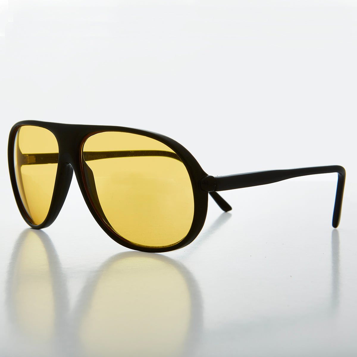 Pilot Sunglasses with Yellow Lenses - Bright