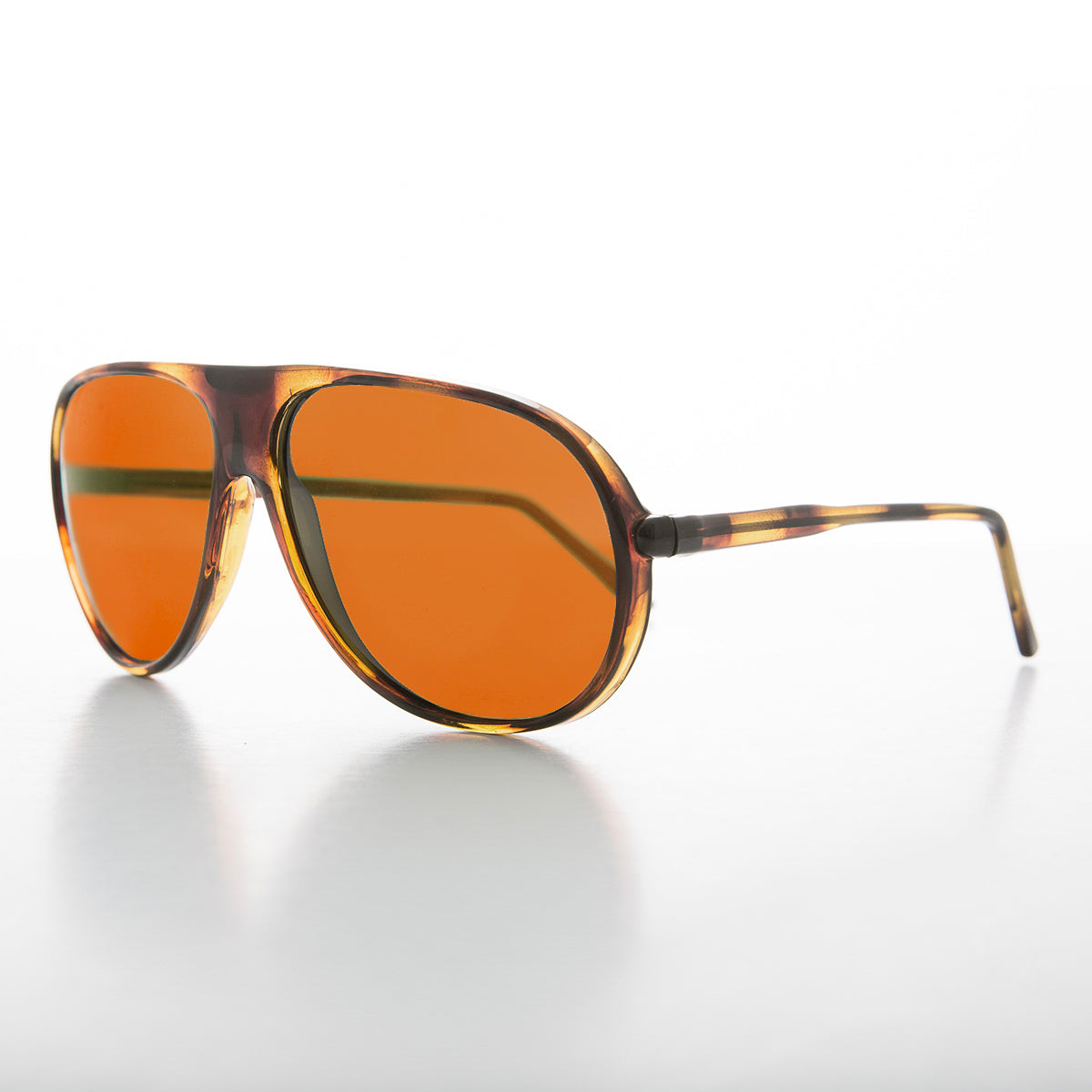 Pilot Sunglasses with Orange Lenses - Collier