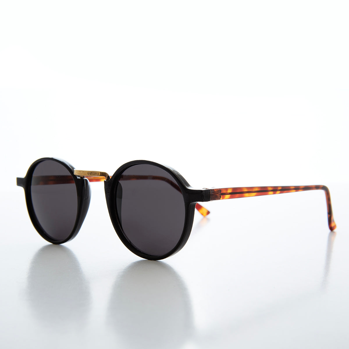 Classic Round Vintage Sunglasses - Brook