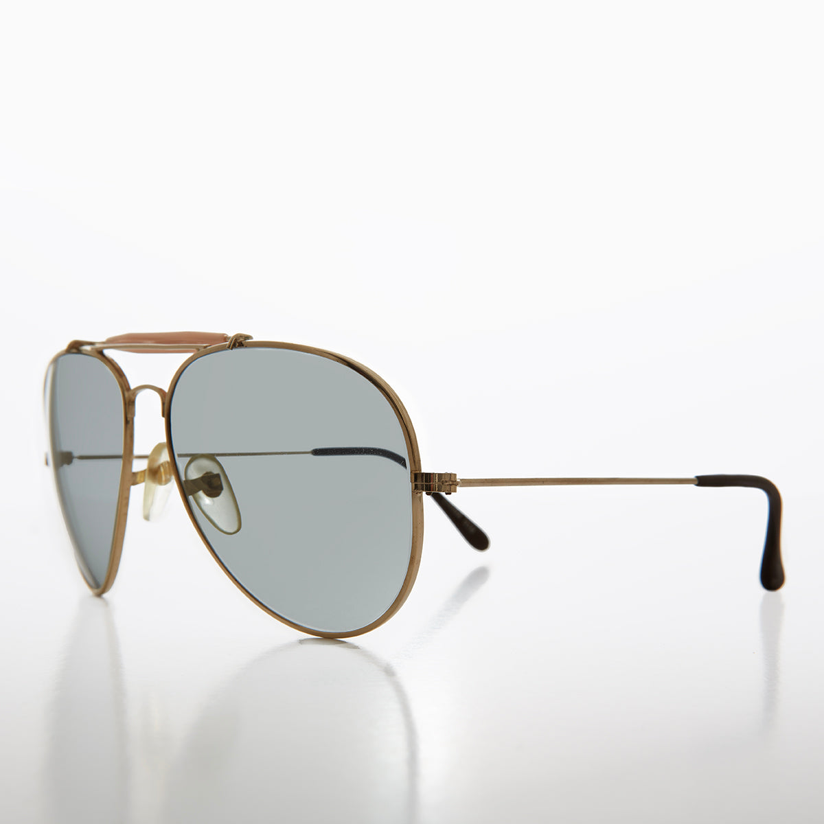 Pilot Sunglasses with Transition Lenses - Bud