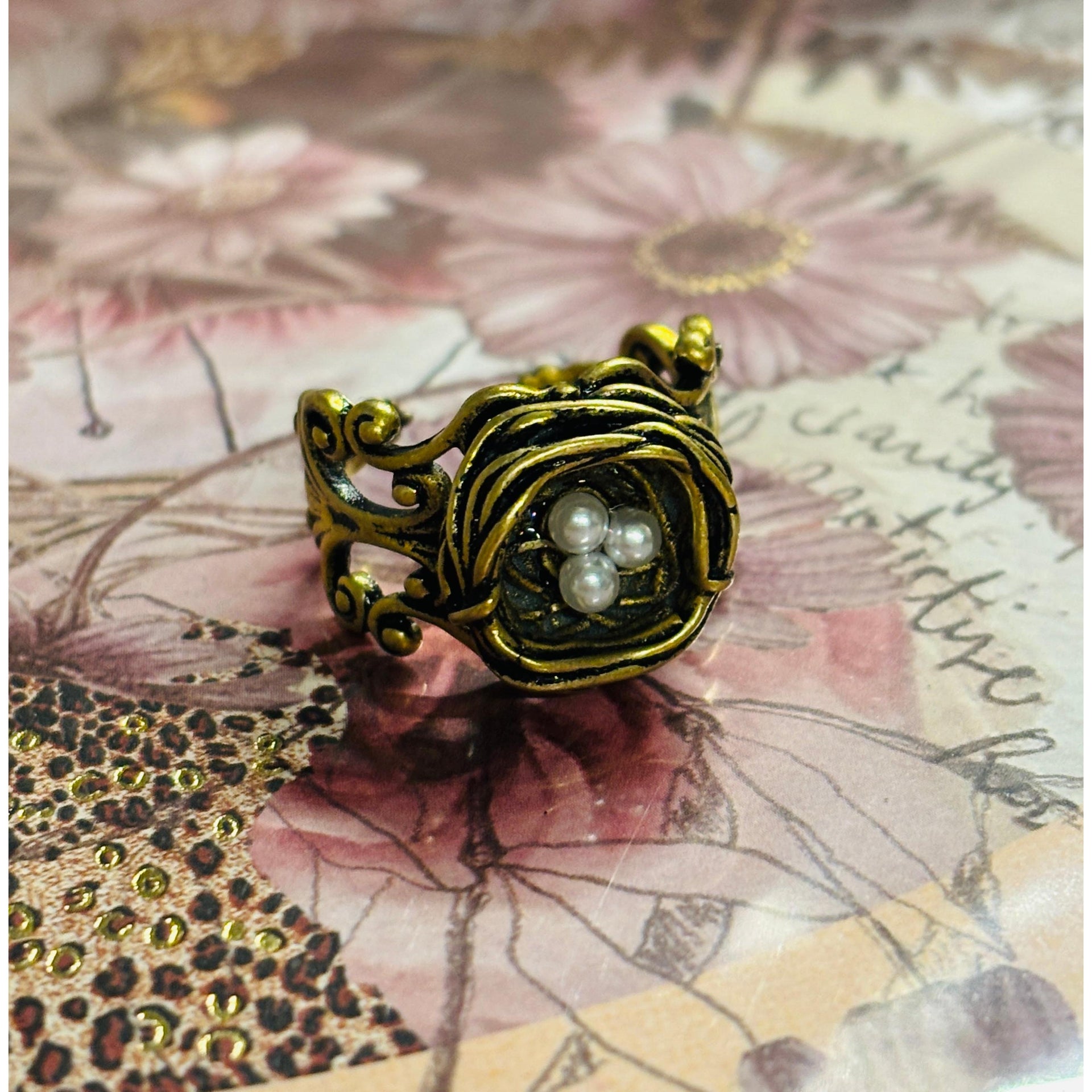 Bird's Nest Ring in Old Gold Vintage Adjustable Size – Silicon