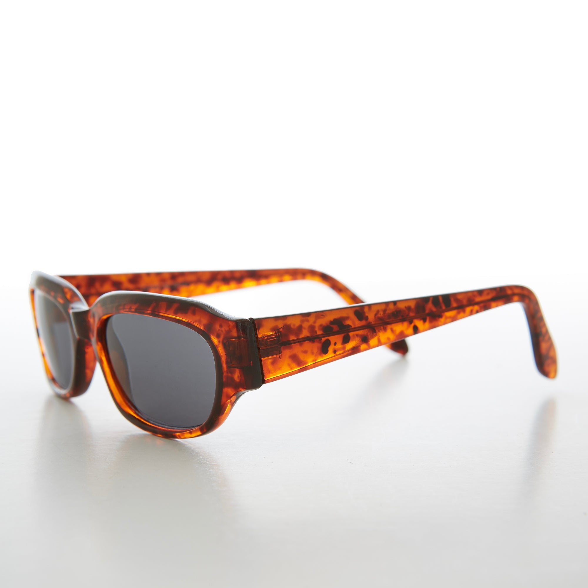 Mod Bold Rectangular Unisex Stylish Sunglass - Dana