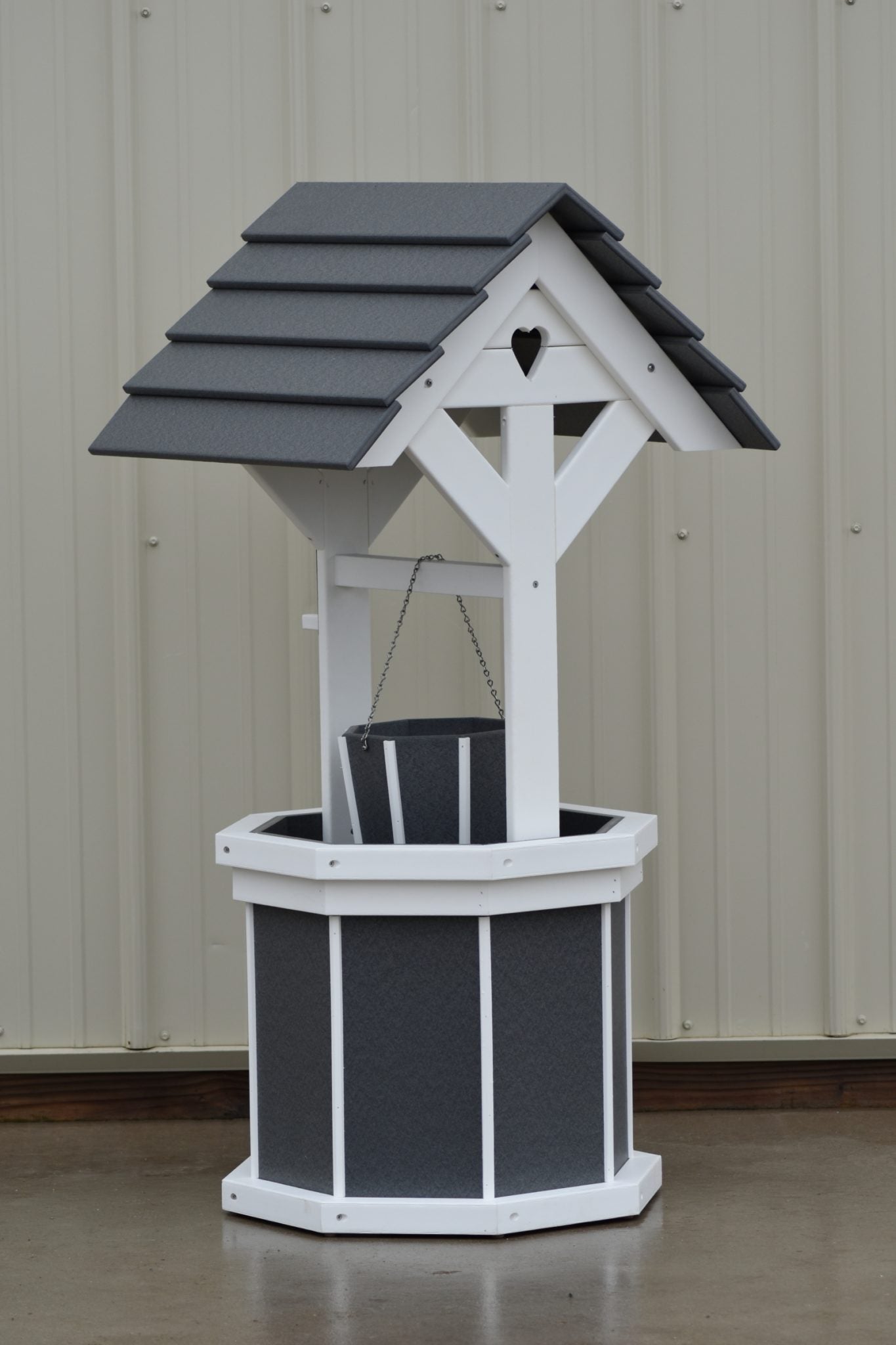 4 ft. Poly Wishing Well with Planter Bucket, Gray and White