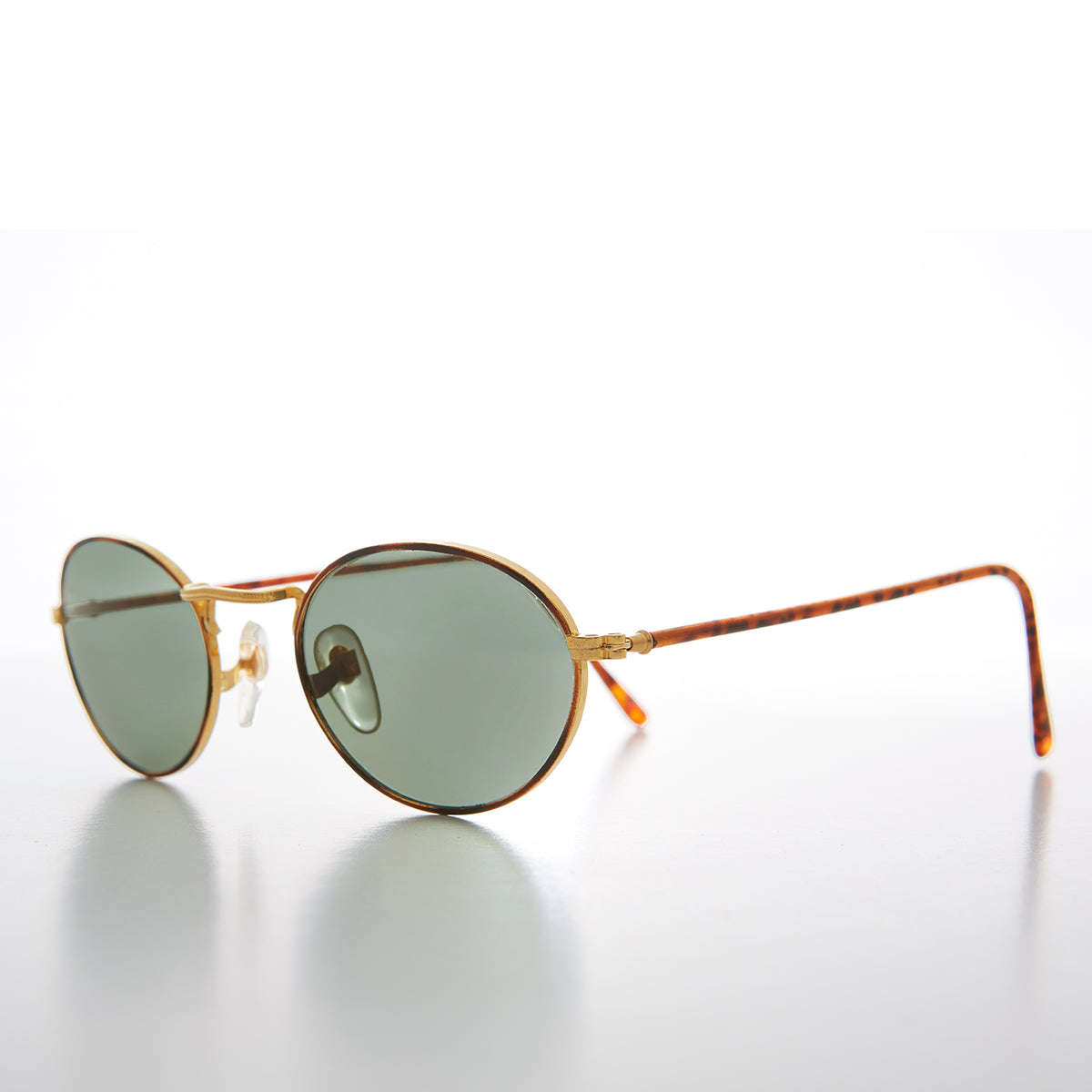 Gold and Tortoise Perfect Oval Sunglass - Havasu