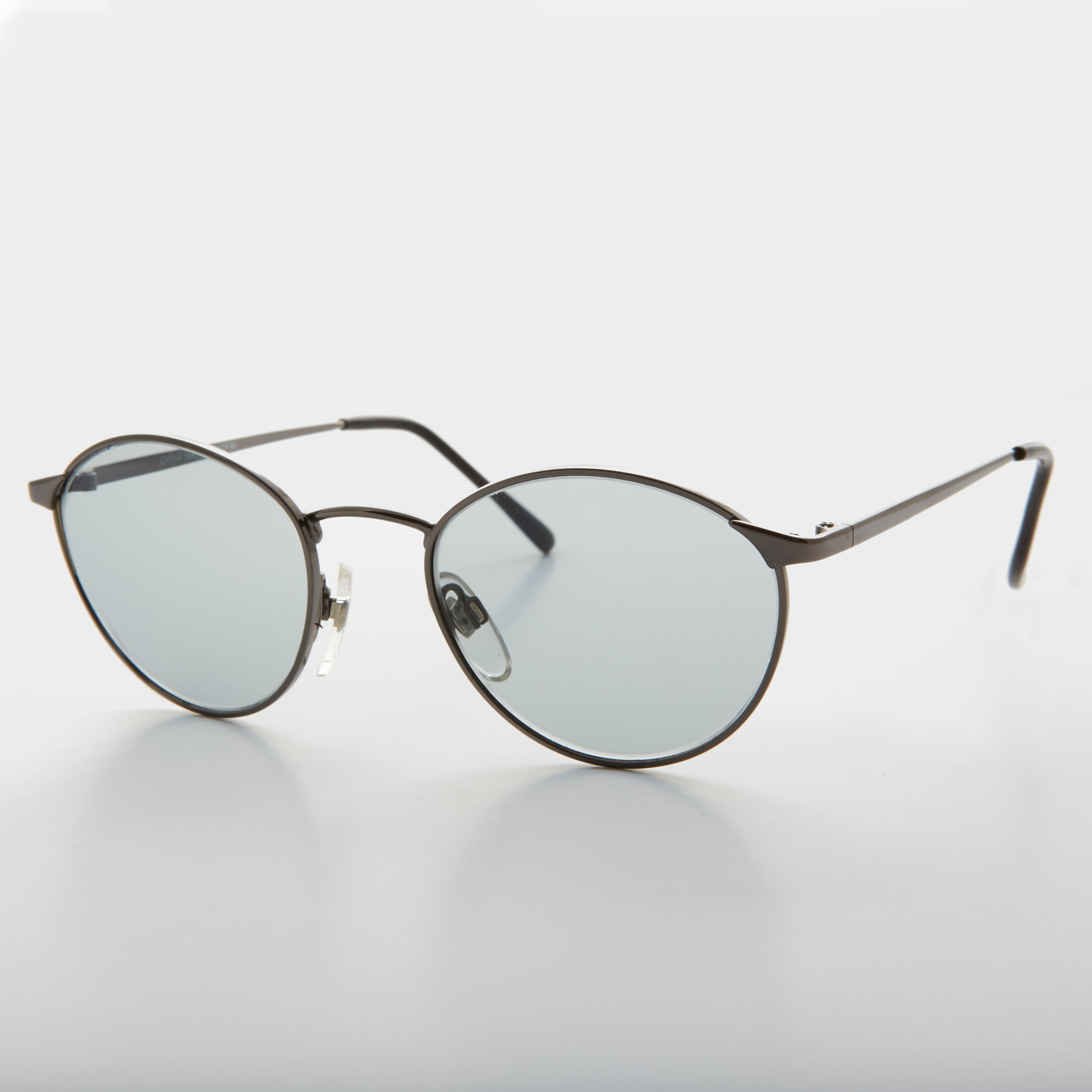 Classic Unisex Sunglass with Clear to Dark Transition Lenses - Jesse