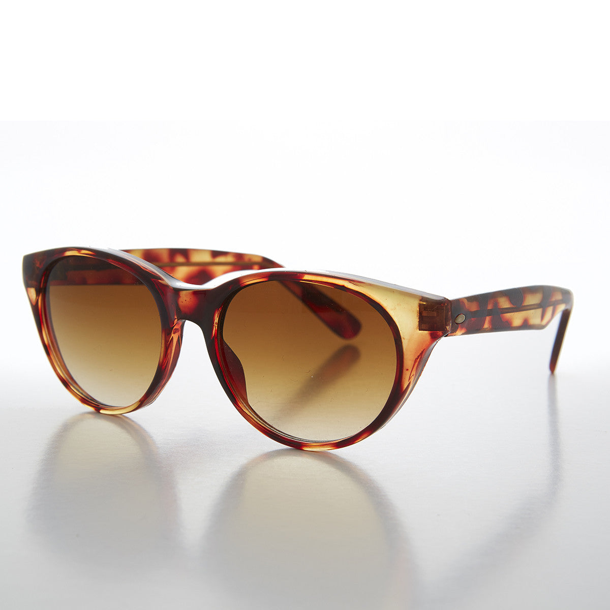 Classic Tortoiseshell Cat Eye Vintage Deadstock Sunglass - Kitty