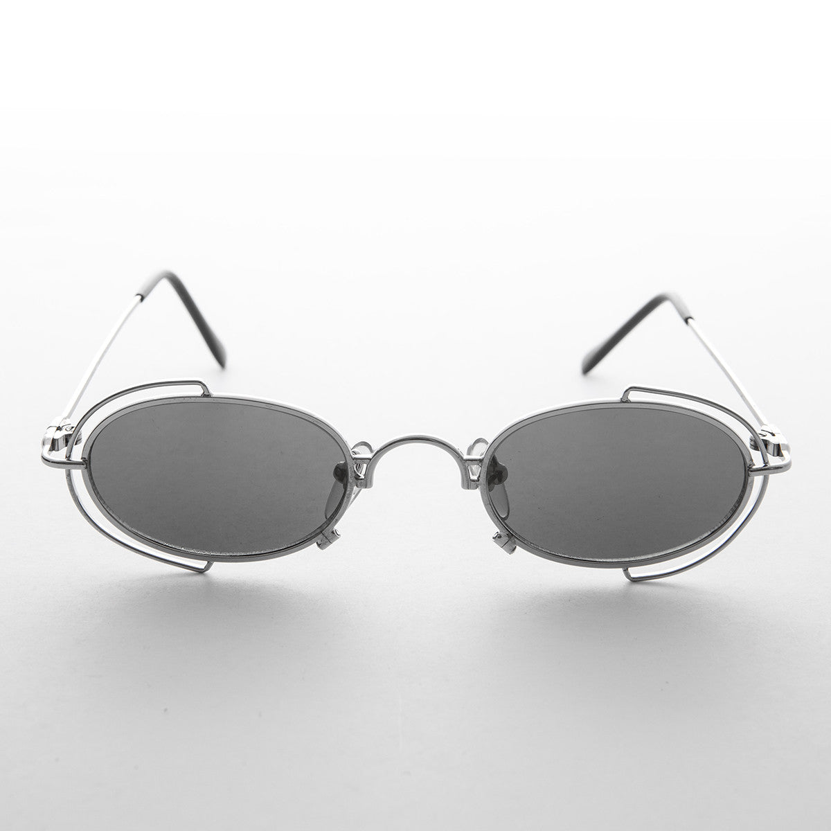 Tiny Oval 90s Metal Vintage Sunglasses - Klaus