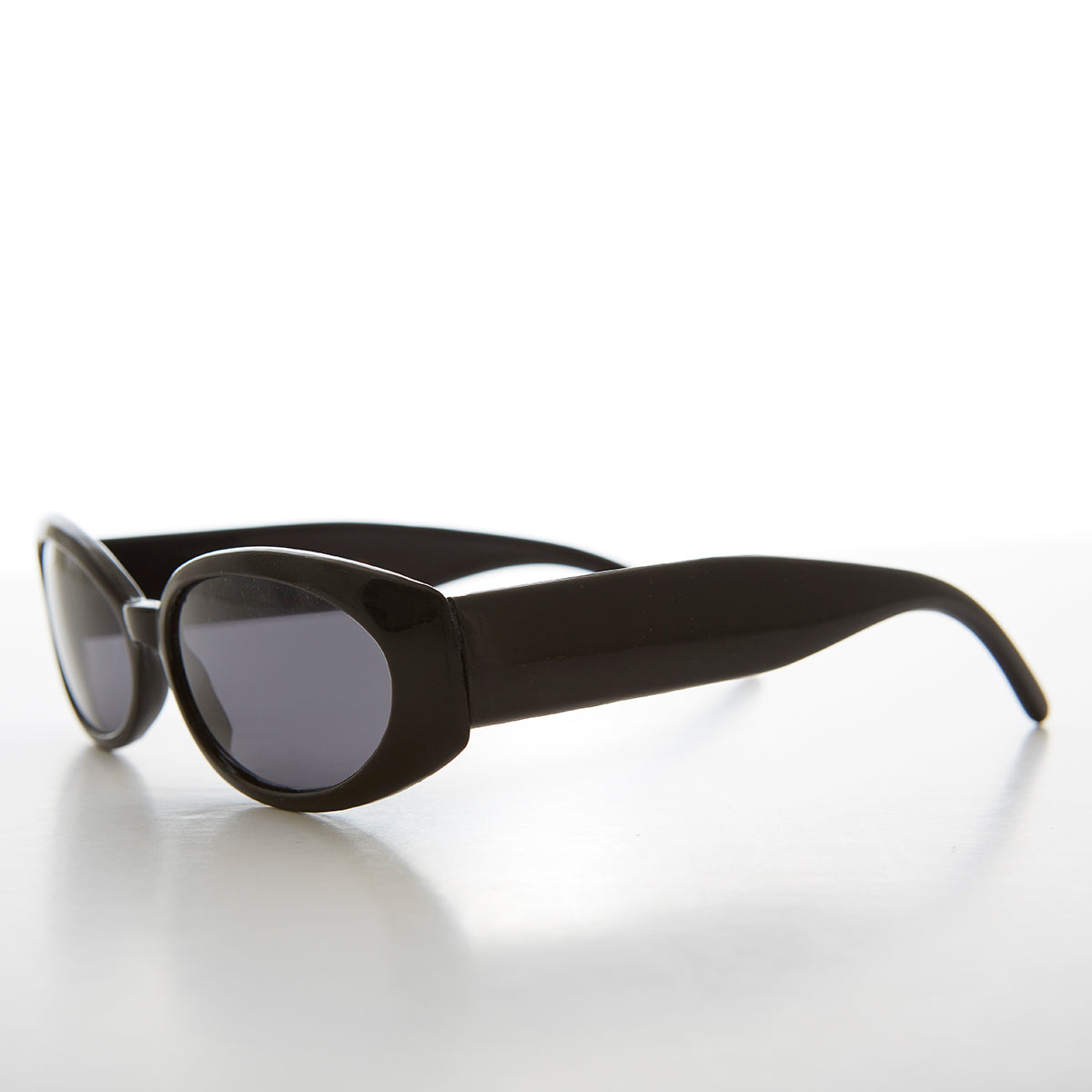 Oval Cat Eye Deadstock Sunglass - Molly