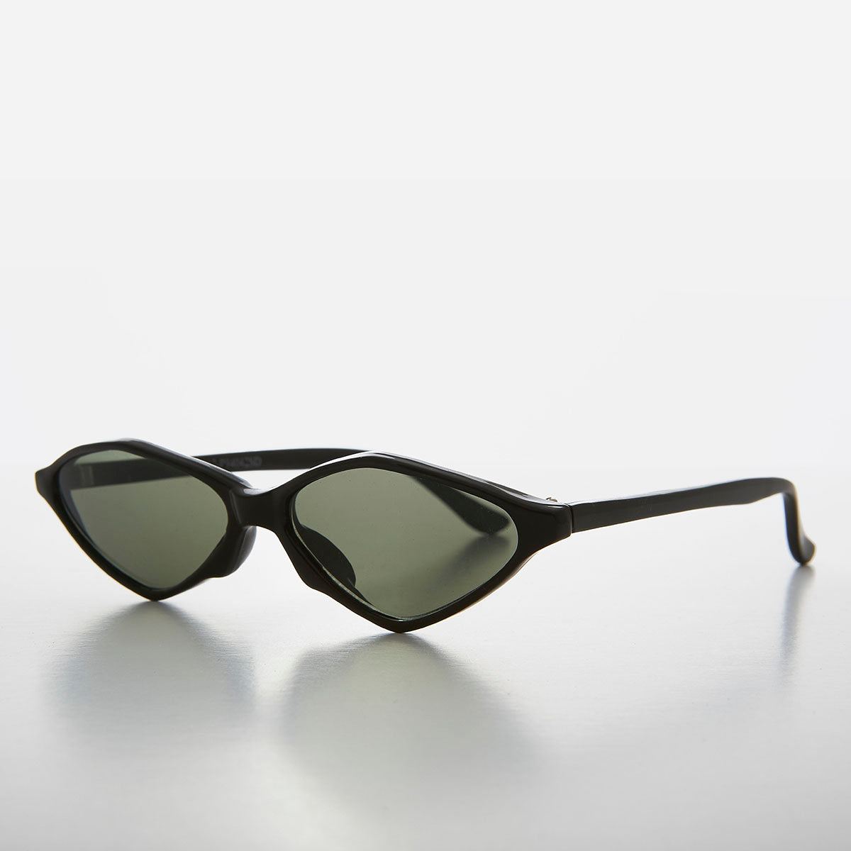 Pointy Diamond Futuristic Cat Eye Sunglass - Nikita