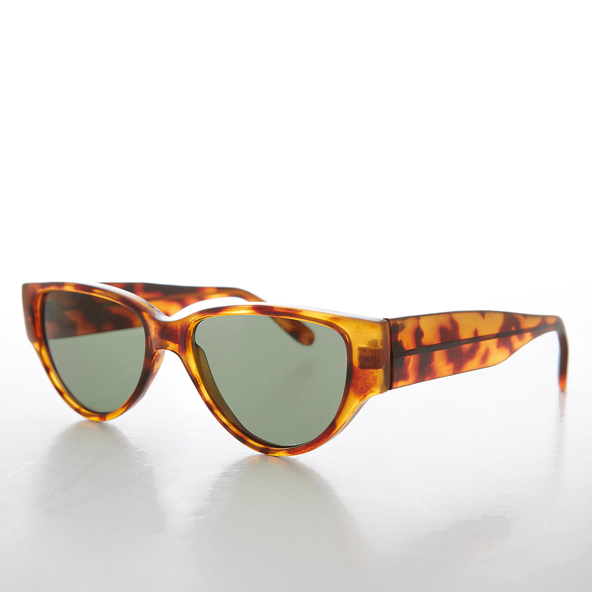 Beatnik Vintage Cat Eye Sunglass - Nolita