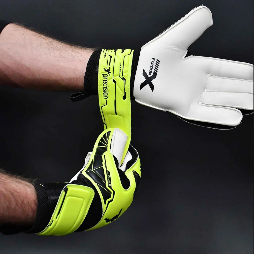 Precision Junior Fusion X Flat Cut Essential GK Gloves