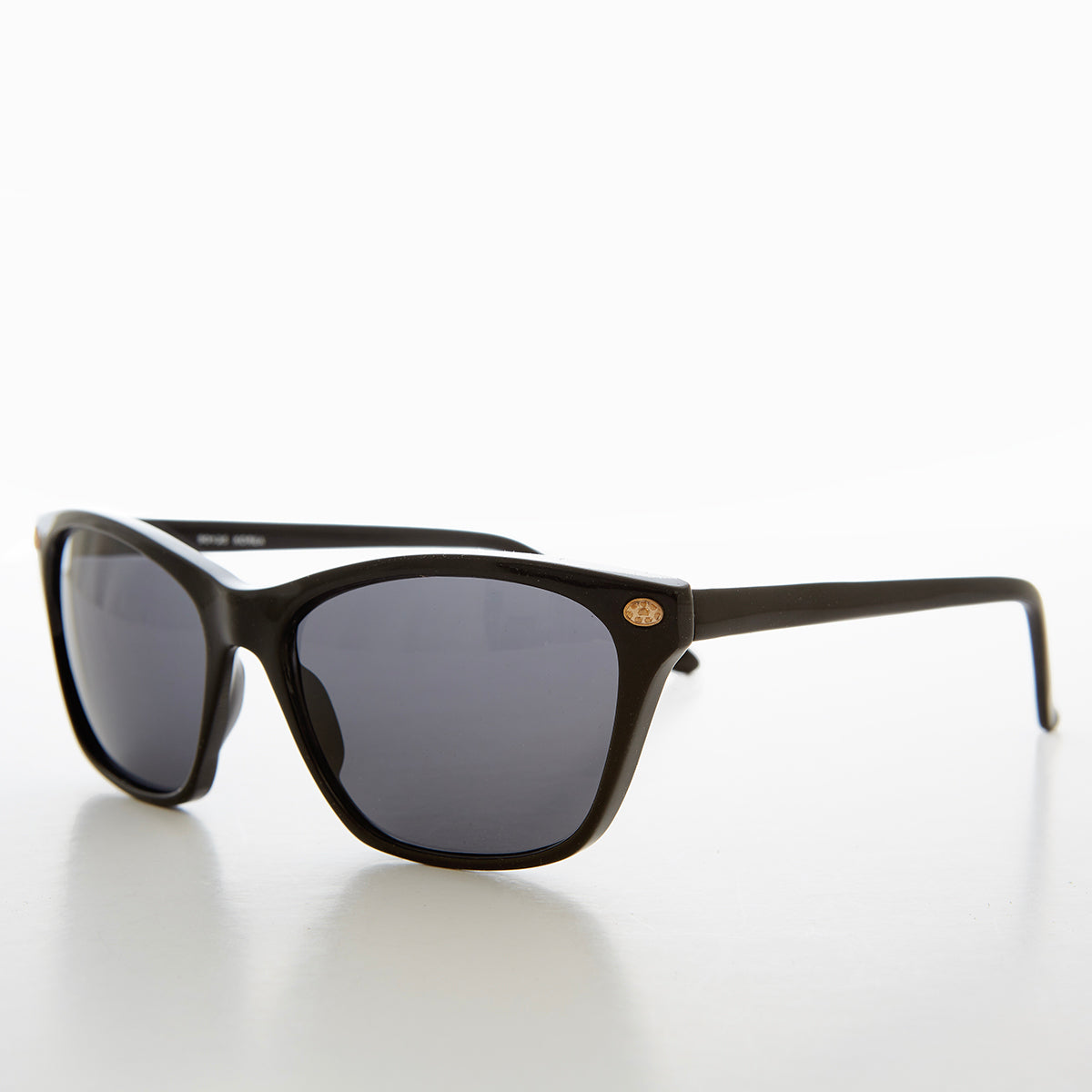 Black Simple Classic Vintage Sunglasses - Sanchez