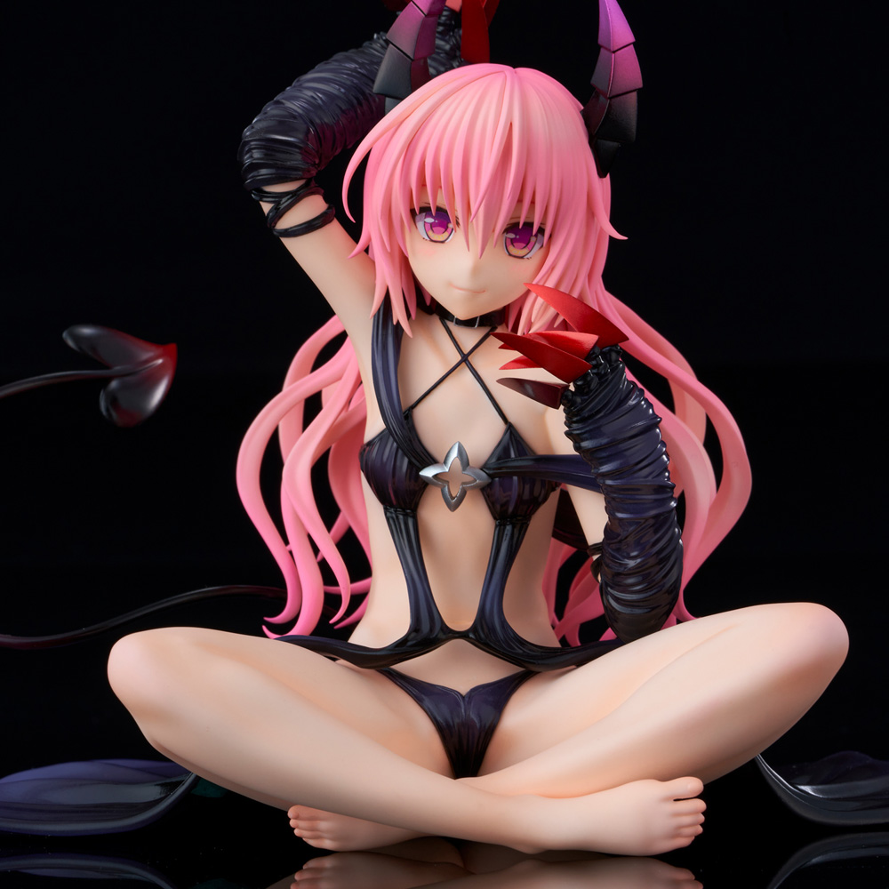 Union Creative: To Love-Ru Darkness - Nana Astar Deviluke (Darkness Ver.) 1/6 Scale Figure