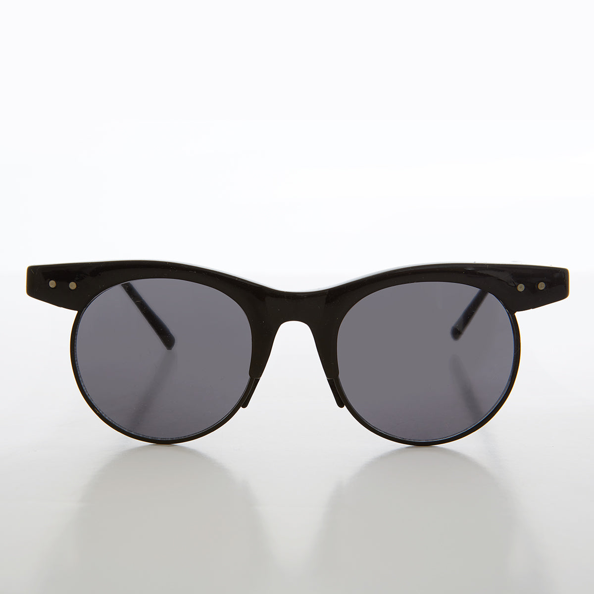 Round Extended Horn Rim Vintage Sunglass - Yan