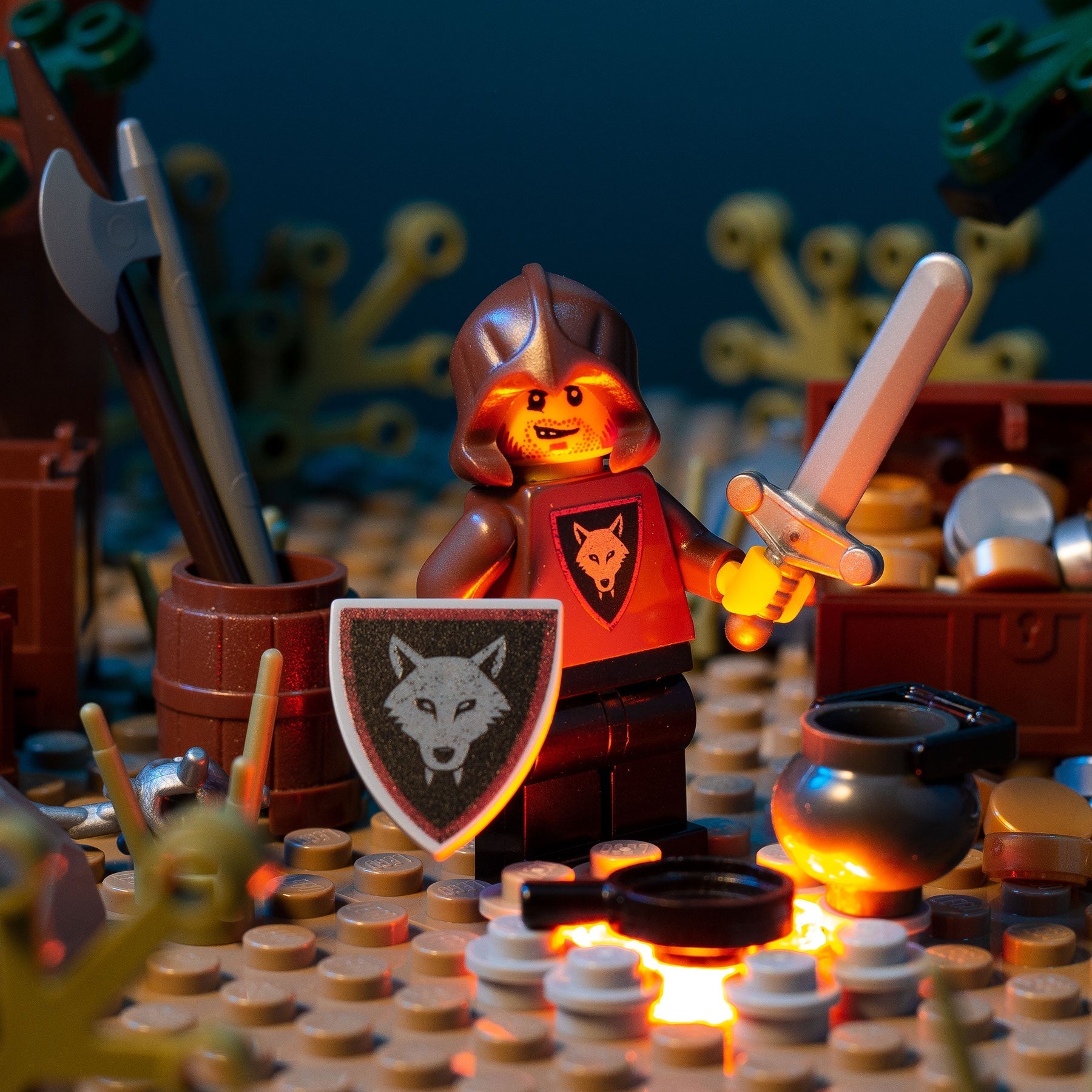 Wolfpack Bandit (Sword) - Custom Castle Minifig