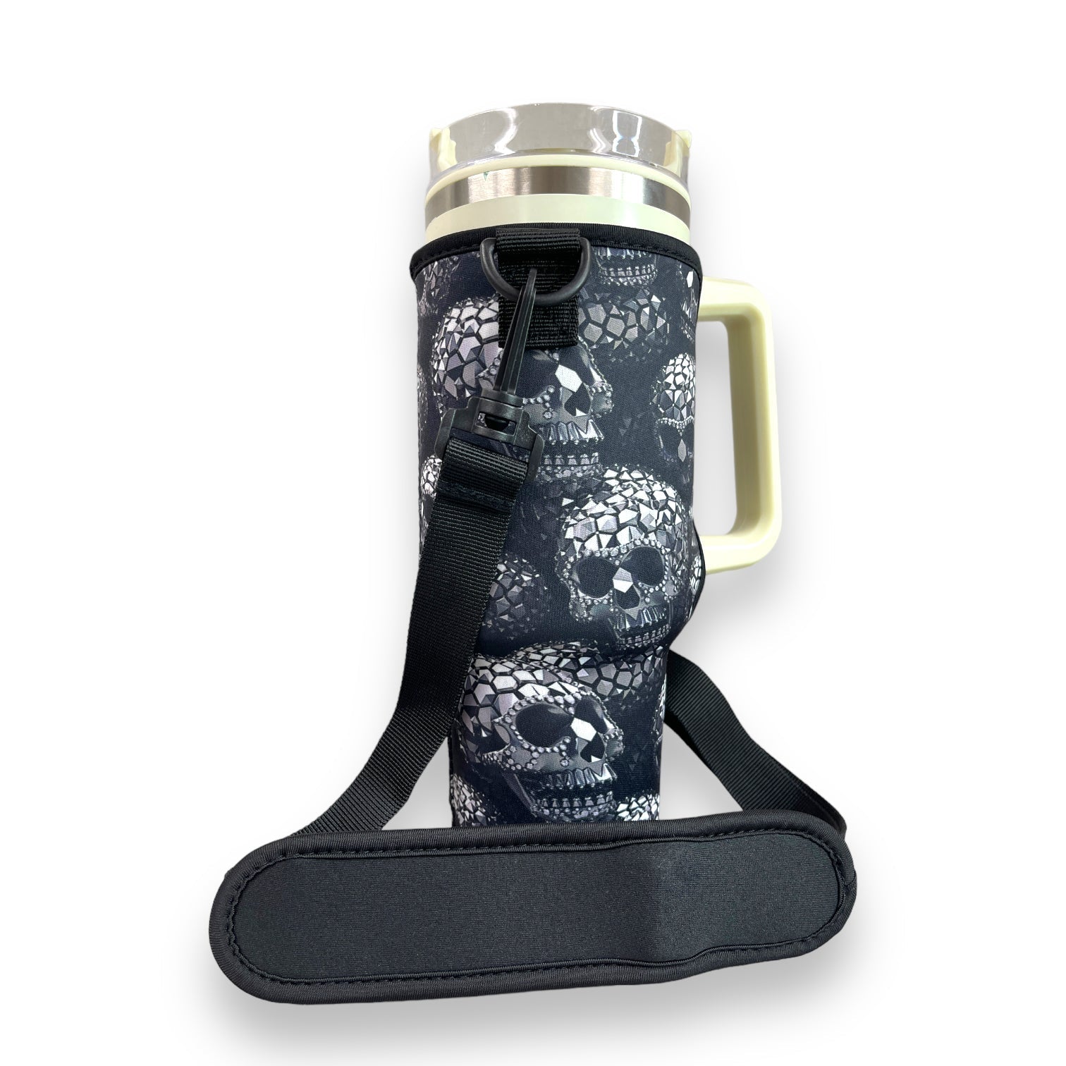 Diamond Skulls 40oz Tumbler With Handle Sleeve