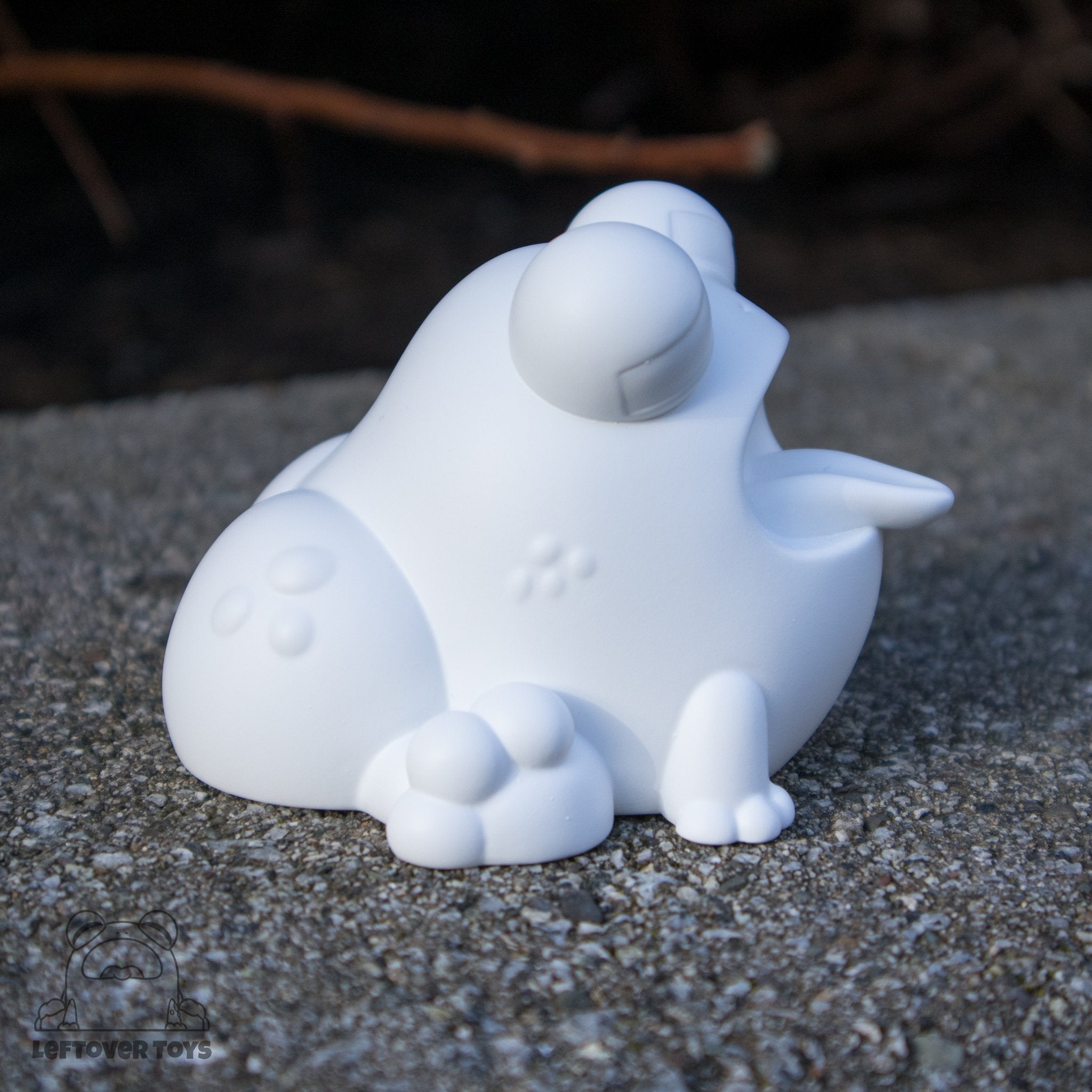 LEFTOVER TOYS: Ributt “DIY” Edition Vinyl Figure