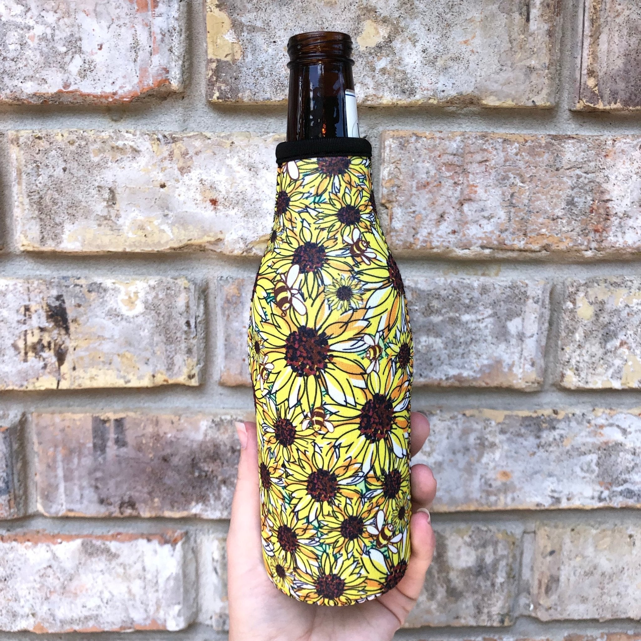 Sunflowers & Bees 🐝 12oz Bottle Neck Sleeve